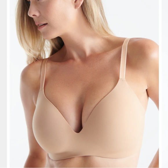 Knix Cream Wireless Bra Seamless Design Everyday Comfort - Picture 1 of 12